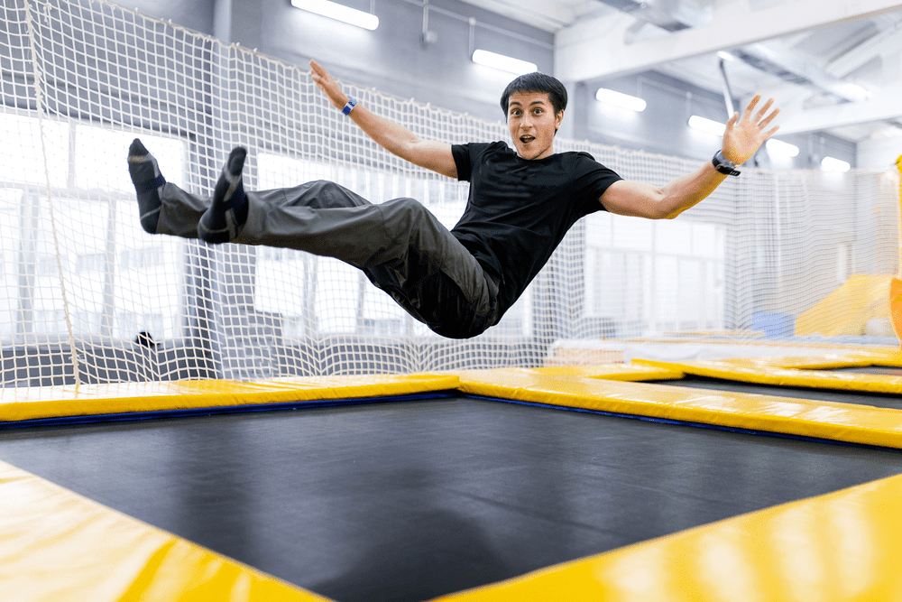 does bouncing on a trampoline burn calories